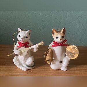 VTG Hand Painted Porcelain Cats 2.75” Figurine Hanging Ornaments Set of 2 Rare